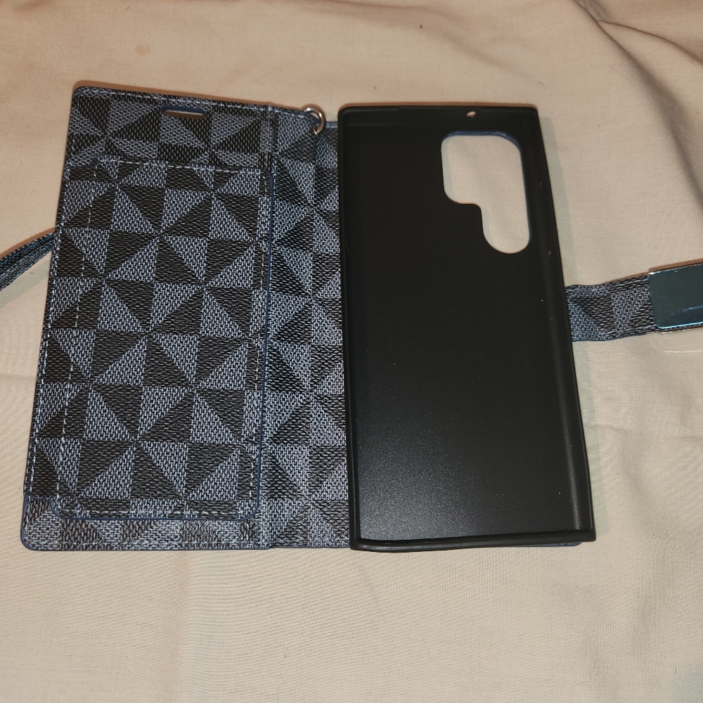 Samsung Galaxy S22 Ultra Phone Case